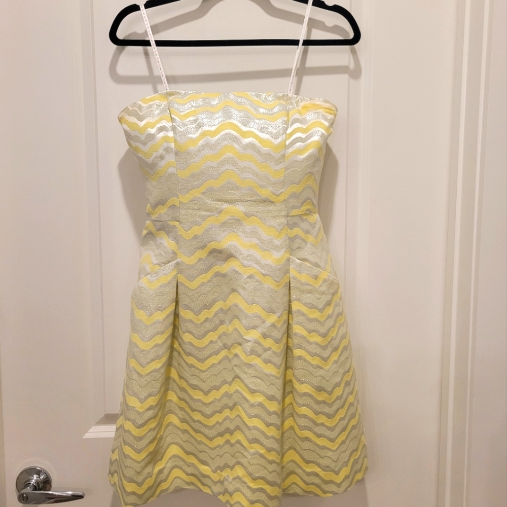 Lily Pulitzer size 4 formal dress